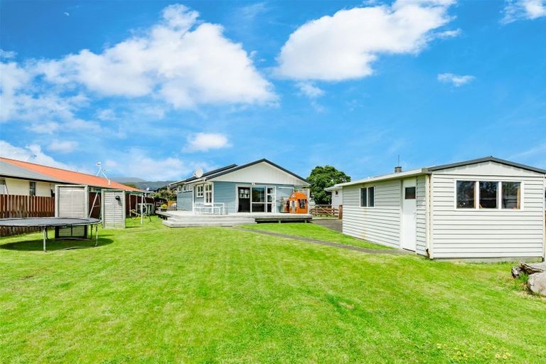 Photo of property in 59 Michael Road, Paraparaumu Beach, Paraparaumu, 5032