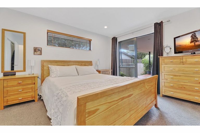 Photo of property in 357 Estuary Road, South New Brighton, Christchurch, 8062