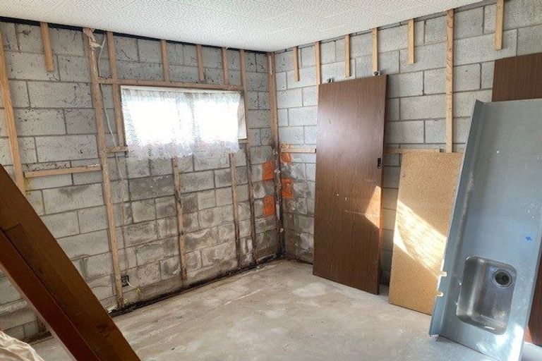 Photo of property in 1/22 Captain Scott Road, Glen Eden, Auckland, 0602