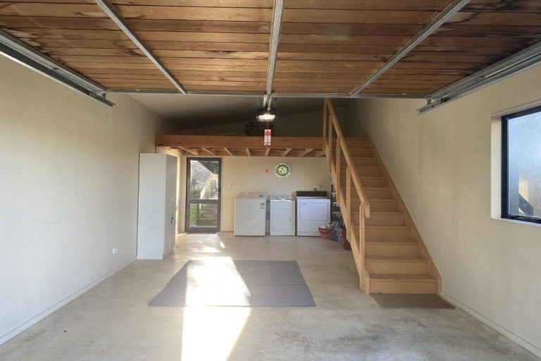 Photo of property in 56 Walu Lane, Matapouri, Whangarei, 0173