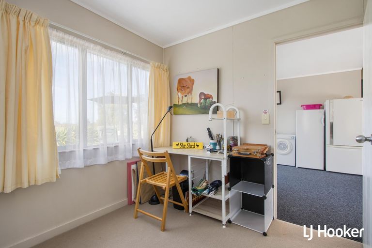 Photo of property in 25 Raratuna Street, Turua, 3574