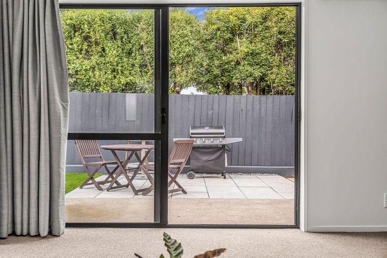 Photo of property in 2/63 Warden Street, Richmond, Christchurch, 8013