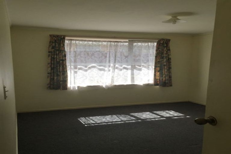 Photo of property in 3/81 Seabrook Avenue, New Lynn, Auckland, 0600