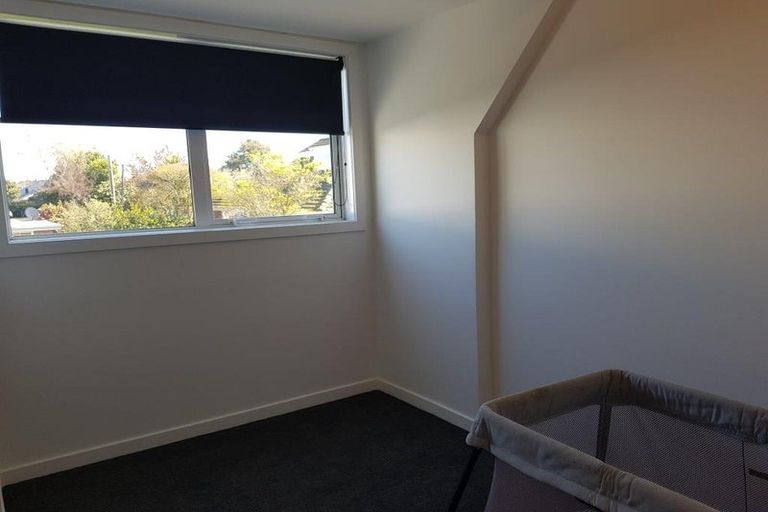 Photo of property in 98a Memorial Avenue, Ilam, Christchurch, 8053