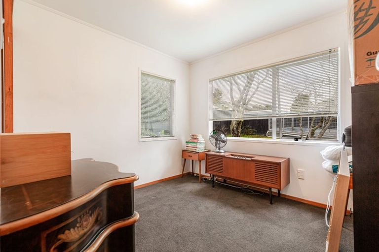 Photo of property in 16 Urlich Drive, Ranui, Auckland, 0612