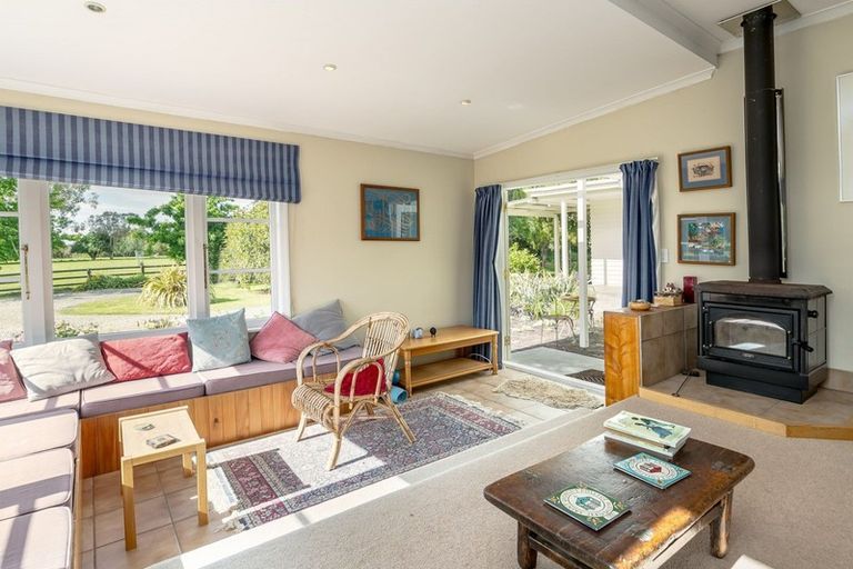 Photo of property in 1785 Martinborough Masterton Road, Longbush, Masterton, 5884