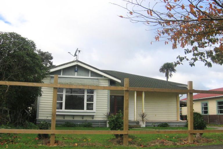 Photo of property in 35 Bryant Street, Takaro, Palmerston North, 4412