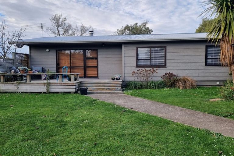Photo of property in 33b Grey Street, Martinborough, 5711