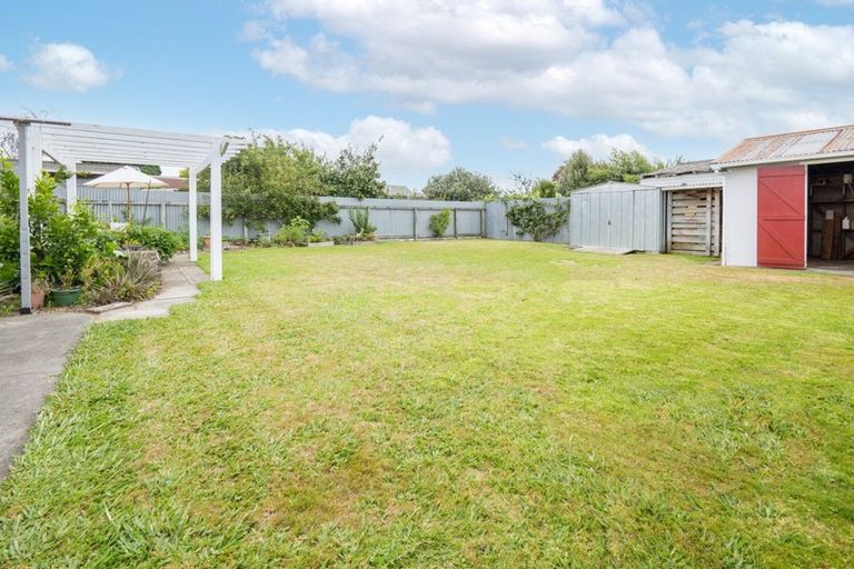 Photo of property in 215 Mayfair Avenue, Mayfair, Hastings, 4122