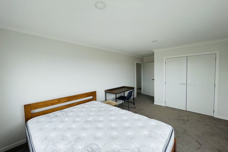 Photo of property in 11 Hangar Lane, Whenuapai, Auckland, 0618