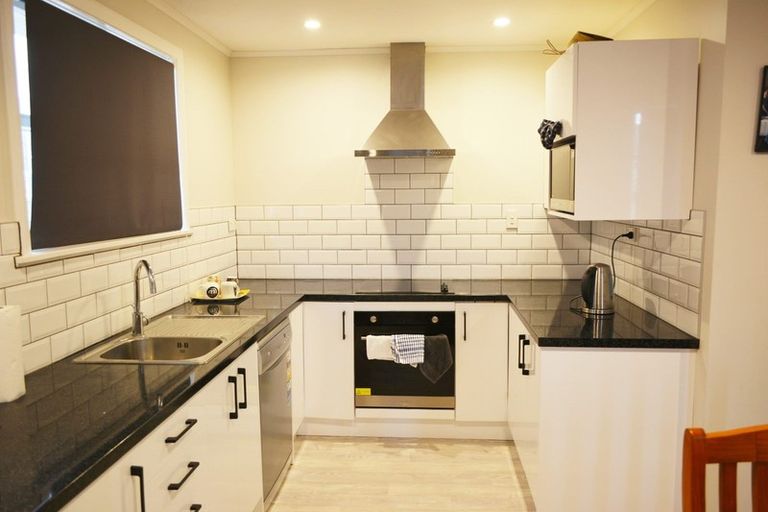 Photo of property in 113 Stokes Valley Road, Stokes Valley, Lower Hutt, 5019