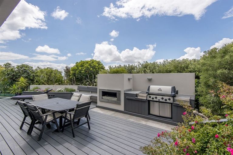 Photo of property in 1 Ti Kouka Eco Lane, Redcliffs, Christchurch, 8081