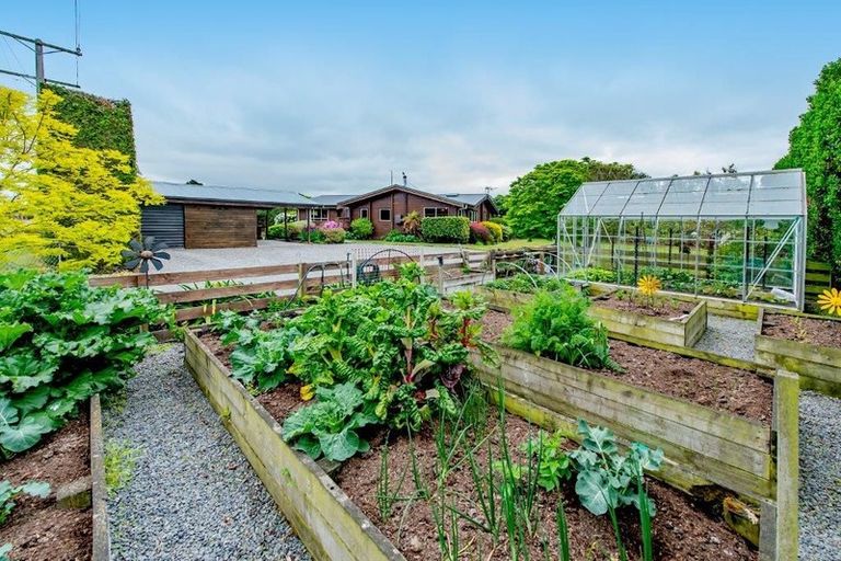 Photo of property in 1004 Leeston Dunsandel Road, Leeston, 7682