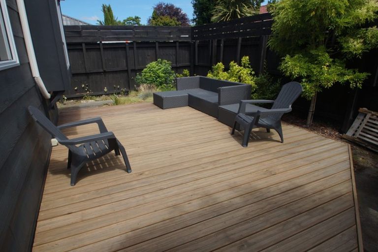 Photo of property in 32a Jennifer Street, Bryndwr, Christchurch, 8053