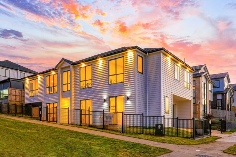 Photo of property in 2 Piki Street, Flat Bush, Auckland, 2019