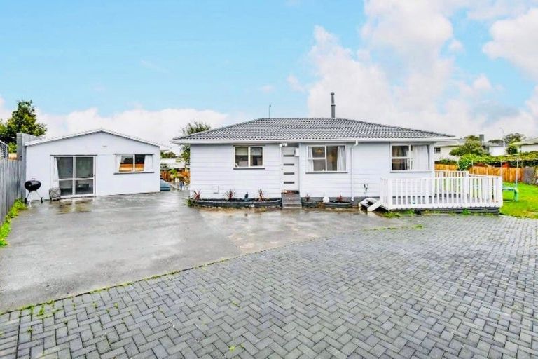 Photo of property in 39 Fairlight Place, Manurewa, Auckland, 2102