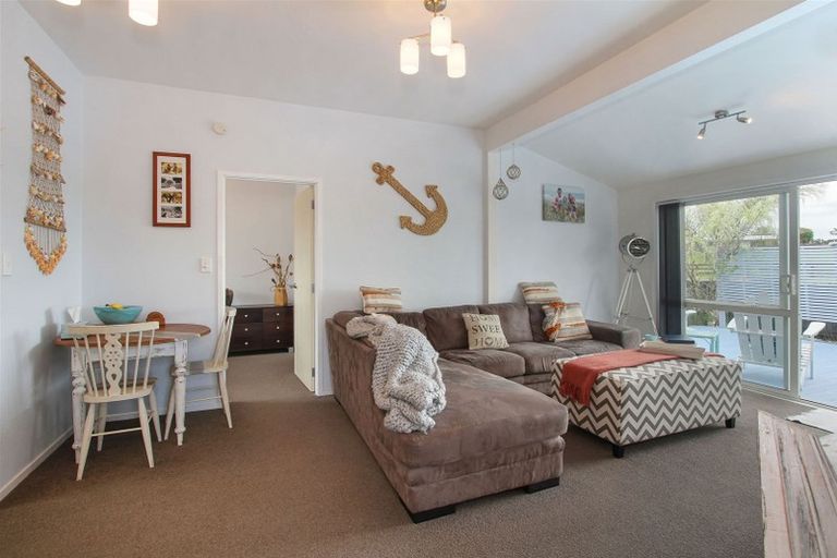 Photo of property in 92 Wharf Road, Clarks Beach, Pukekohe, 2679