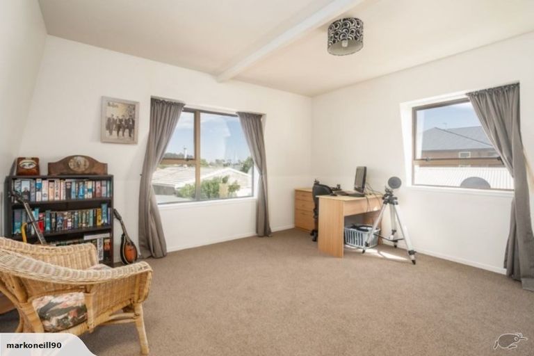 Photo of property in 1/524 Marine Parade, South New Brighton, Christchurch, 8062