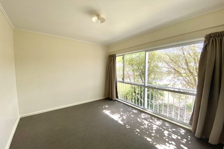 Photo of property in 95 Farmer Crescent, Taita, Lower Hutt, 5011