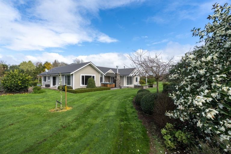 Photo of property in 2 September Grove, Tamahere, Hamilton, 3283