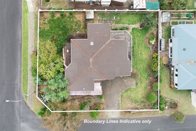 Photo of property in 1 Tremen Place, Pukekohe, 2120