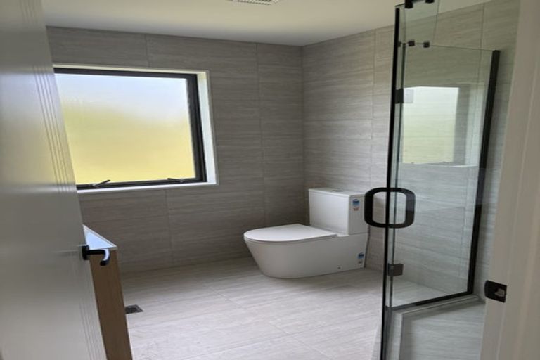 Photo of property in 40b Centorian Drive, Windsor Park, Auckland, 0632