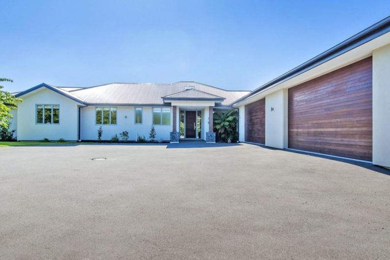 Photo of property in 5 Rotherham Drive, West Melton, 7618