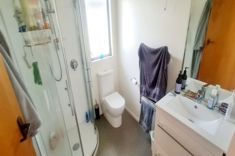 Photo of property in 30 Margaret Road, Raumati Beach, Paraparaumu, 5032