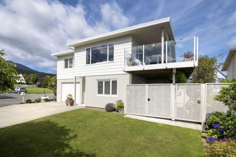 Photo of property in 291n Waikawa Road, Waikawa, Picton, 7220