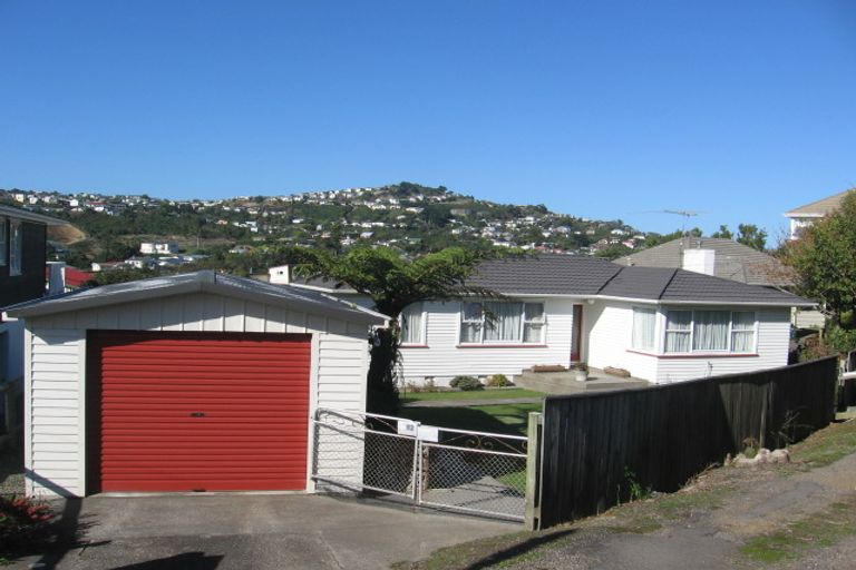 Photo of property in 12 Hawtrey Terrace, Johnsonville, Wellington, 6037