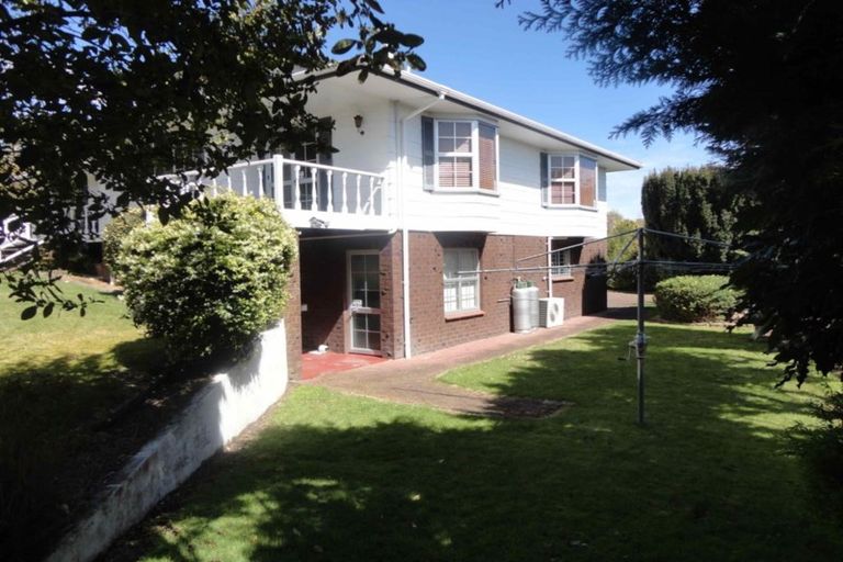 Photo of property in 6 Kapua Place, Taupo, 3330