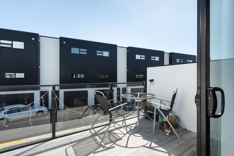 Photo of property in 21/22 Ashley Place, Papamoa Beach, Papamoa, 3118