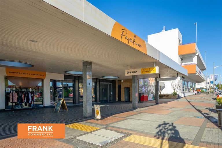 Photo of property in 138 Great South Road, Takanini, 2112