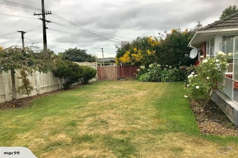 Photo of property in 70 Deepdale Street, Burnside, Christchurch, 8053