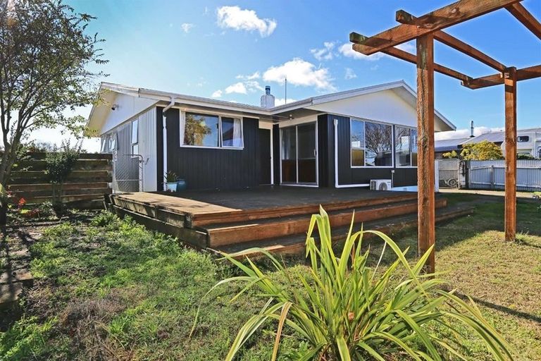 Photo of property in 12 Berwick Street, Flaxmere, Hastings, 4120