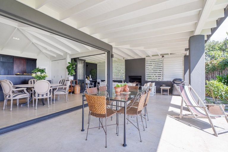 Photo of property in 49 Sarahs Hill, Hahei, Whitianga, 3591