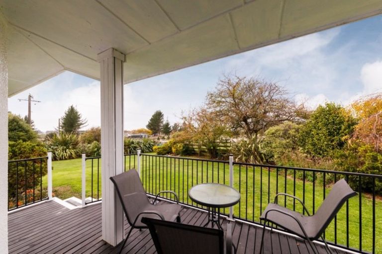 Photo of property in 12 Clive Street, Halcombe, Feilding, 4779