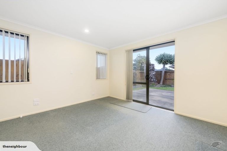 Photo of property in 718 Gloucester Road, Papamoa Beach, Papamoa, 3118