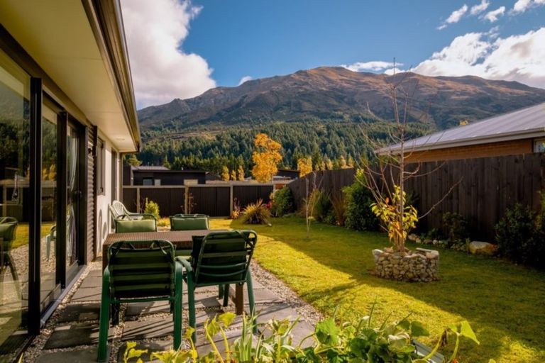 Photo of property in 6 Hewson Crescent, Lake Hawea, Wanaka, 9382