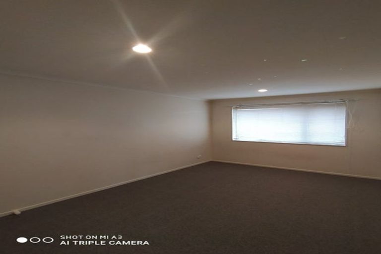 Photo of property in 24 Woodcroft Way, Pukekohe, 2120