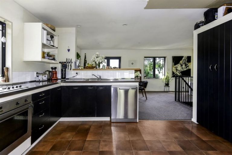 Photo of property in 2a Ticehurst Terrace, Lyttelton, 8082