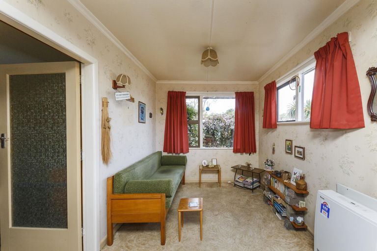 Photo of property in 44 Keeling Street, West End, Palmerston North, 4412