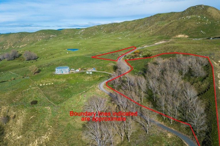 Photo of property in 1504 Waimarama Road, Waimarama, Havelock North, 4294
