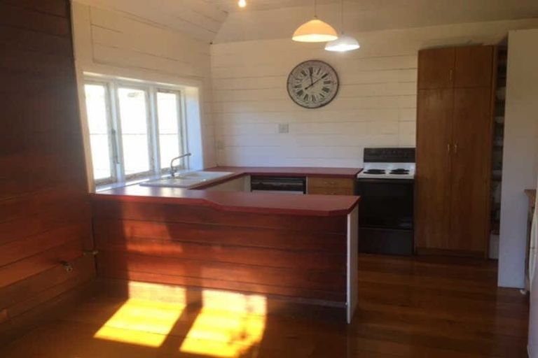 Photo of property in 11 Wakatu Avenue, Moncks Bay, Christchurch, 8081