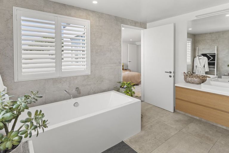 Photo of property in 49b Mcdougall Avenue, St Albans, Christchurch, 8014