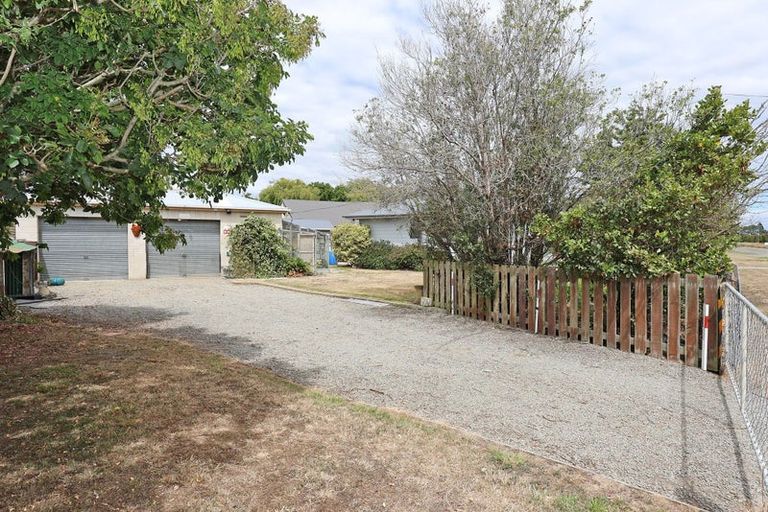 Photo of property in 7 Mcpherson Road, Waitaki Bridge, Oamaru, 9493