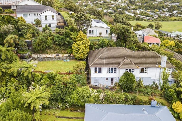 Photo of property in 25 Collier Avenue, Karori, Wellington, 6012