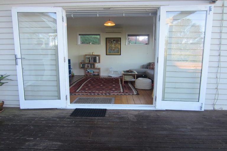 Photo of property in 49 London Road, Korokoro, Lower Hutt, 5012