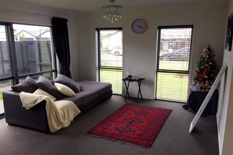 Photo of property in 12 Weruweru Street, Marshland, Christchurch, 8083