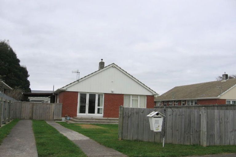 Photo of property in 26 Coventry Street, Highbury, Palmerston North, 4412